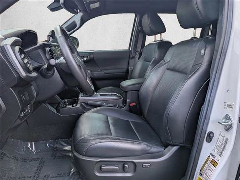 Used 2021 Toyota Tacoma TRD Sport w/ TRD Premium Sport Package image 16