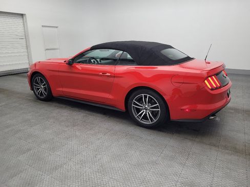 Used 2017 Ford Mustang Premium image 3