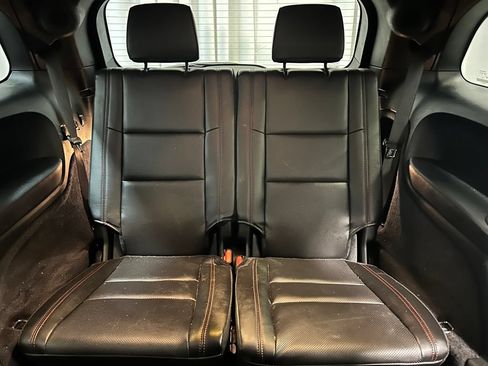 Used 2025 Dodge Durango GT AWD/4WD image 23
