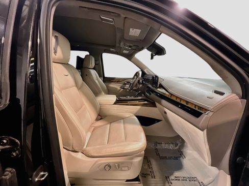 Used 2021 Cadillac Escalade Sport Platinum AWD/4WD image 24