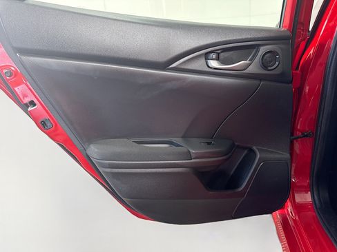 Used 2019 Honda Civic EX image 26