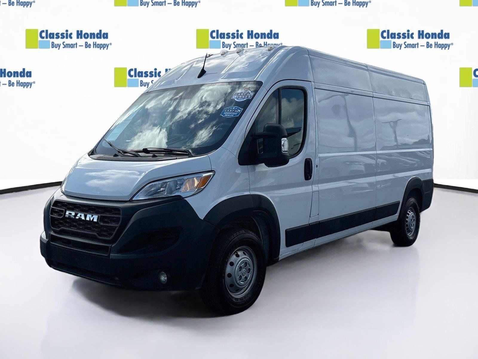 Used 2025 RAM ProMaster 2500 w/ Convenience Group FWD image 3
