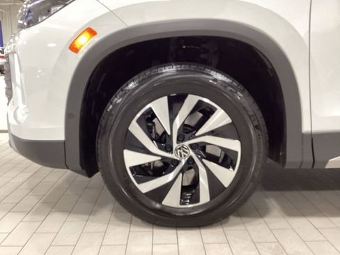 Certified 2025 Volkswagen Tiguan S image 21