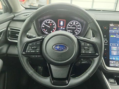 Certified 2025 Subaru Outback Onyx Edition AWD/4WD image 21