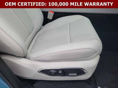 Used 2026 Jeep Grand Wagoneer 2WD w/ Premium Group I image 21