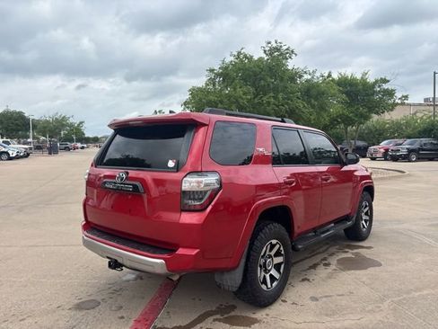 Used 2019 Toyota 4Runner TRD Off-Road image 5