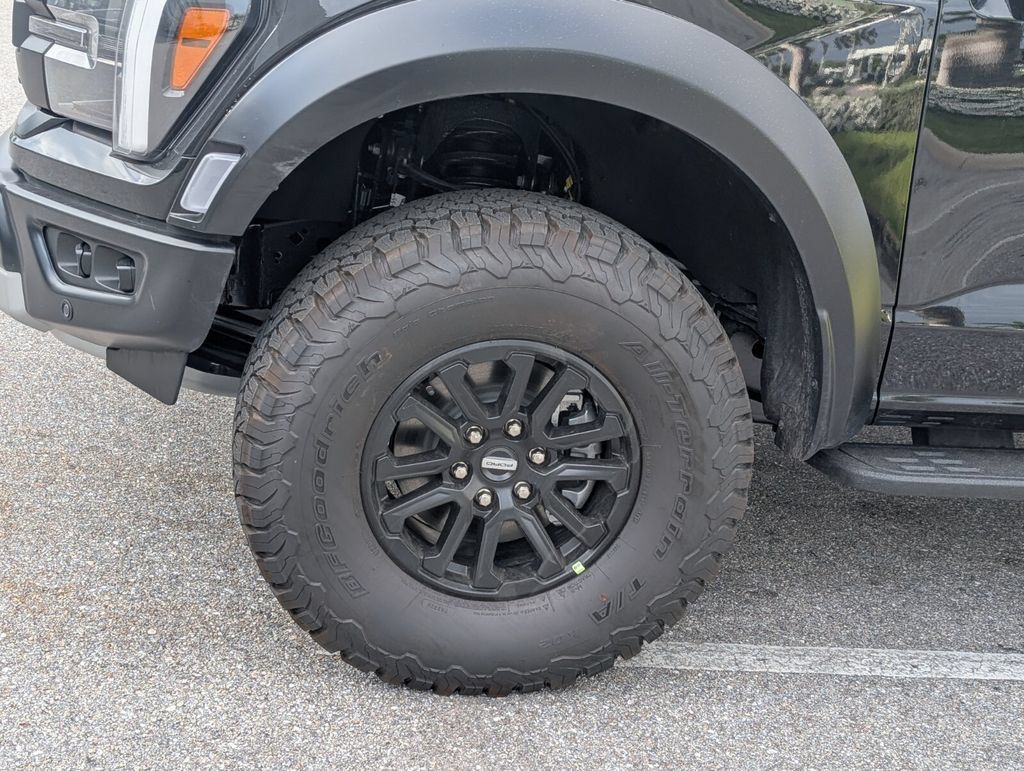 New 2026 Ford F150 Raptor AWD/4WD image 4