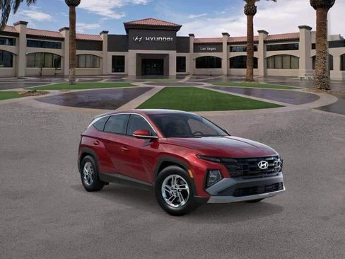 New 2026 Hyundai Tucson SE image 2