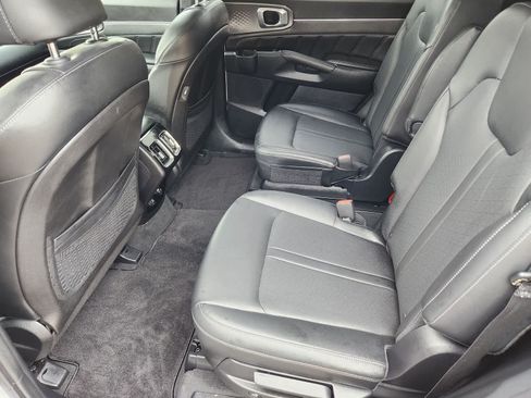 Used 2022 Kia Sorento SX FWD image 28