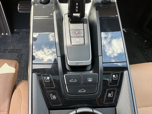 Certified 2022 Porsche 911 Carrera 4S AWD/4WD image 29