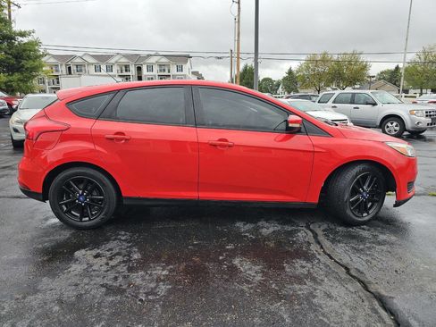 Used 2015 Ford Focus SE image 5