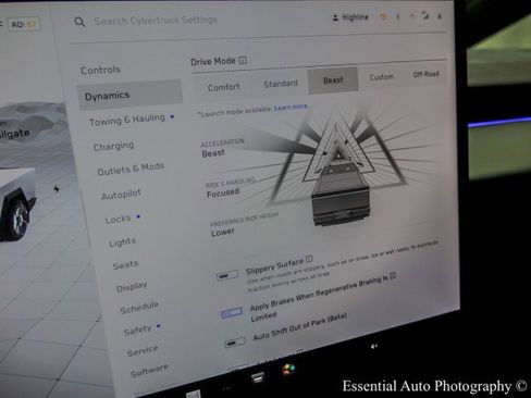 Used 2024 Tesla Cybertruck Cyberbeast image 28