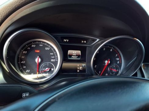 Used 2018 Mercedes-Benz CLA 250 4MATIC image 11