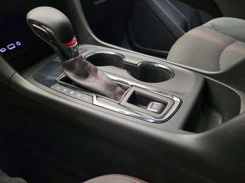 Used 2024 Chevrolet Equinox RS FWD image 26