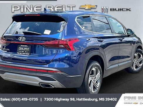 Used 2023 Hyundai Santa Fe SE FWD image 11
