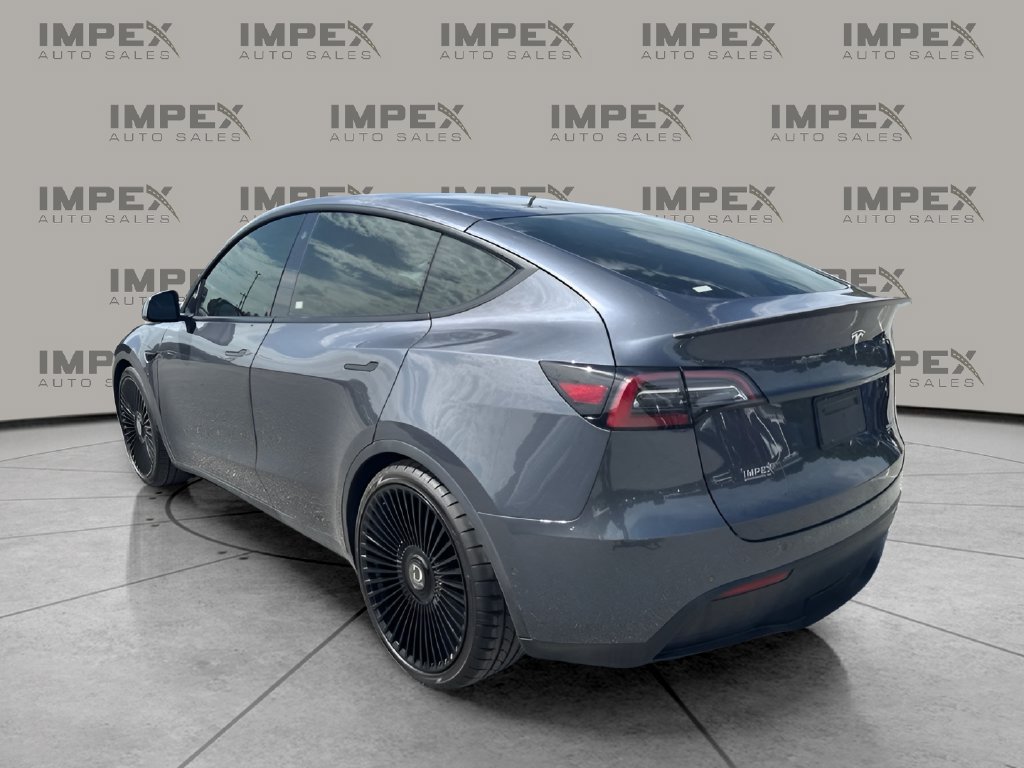 Used 2022 Tesla Model Y Performance AWD/4WD image 2