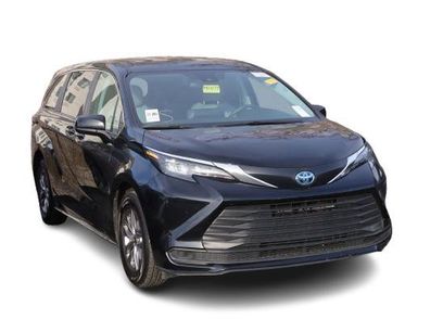 Used 2024 Toyota Sienna LE