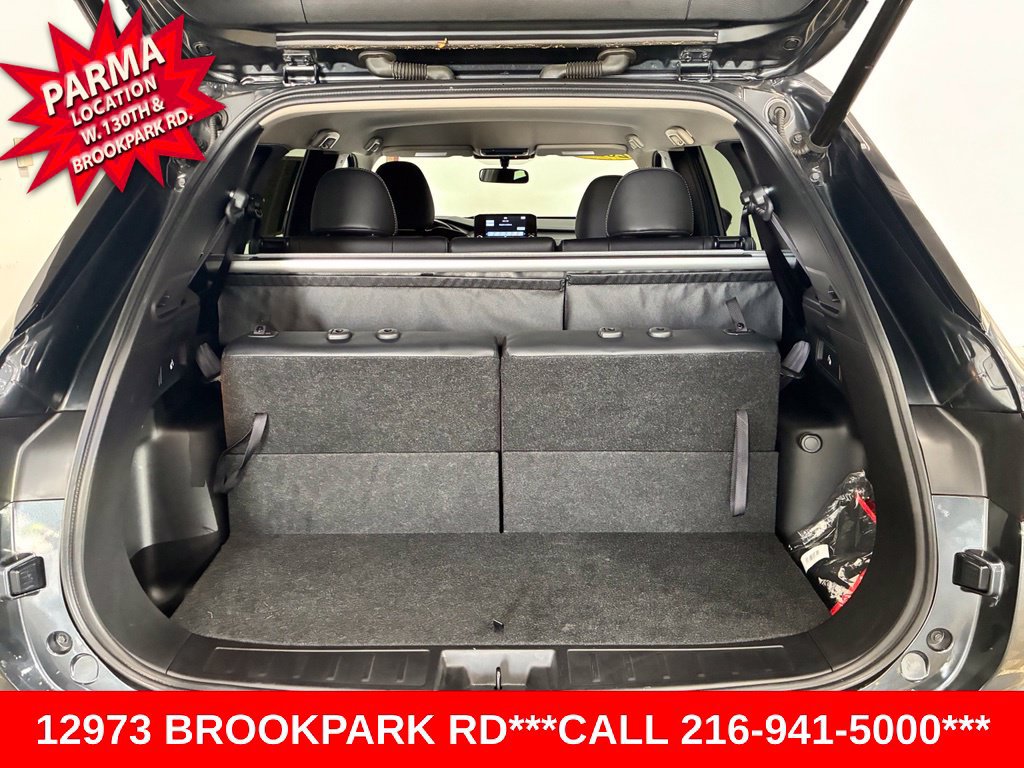 Used 2024 Mitsubishi Outlander FWD image 17