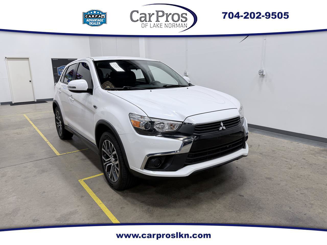 Used 2017 Mitsubishi Outlander Sport ES AWD/4WD image 1