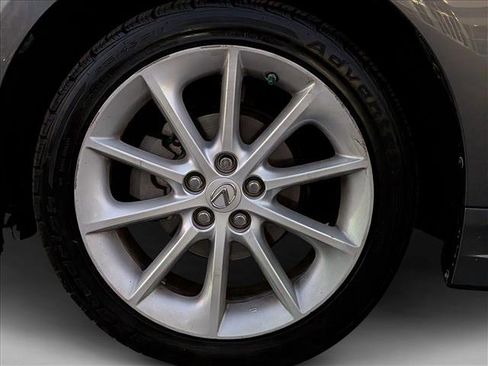 Used 2013 Lexus CT 200h Hybrid image 17