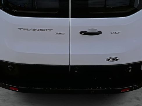 Used 2020 Ford Transit 350 XLT image 11