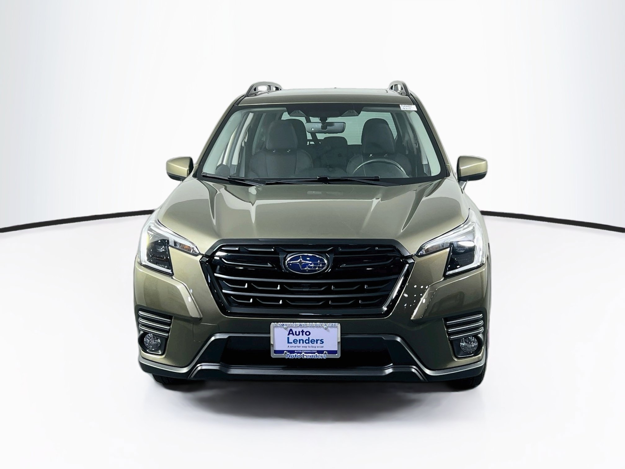 Used 2023 Subaru Forester Premium AWD/4WD image 2