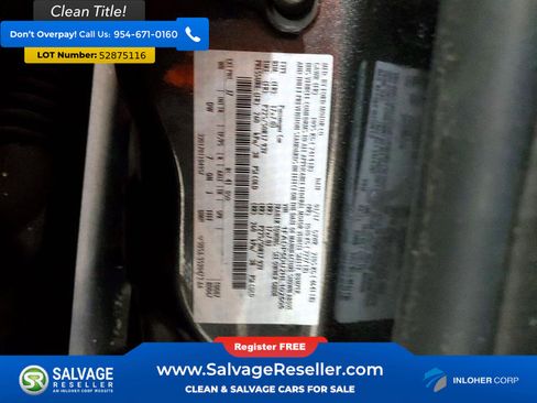 Used 2017 Ford C-MAX Titanium w/ Equipment Group 301A FWD image 17