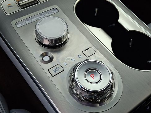 Used 2026 Genesis Electrified GV70 Advanced image 22