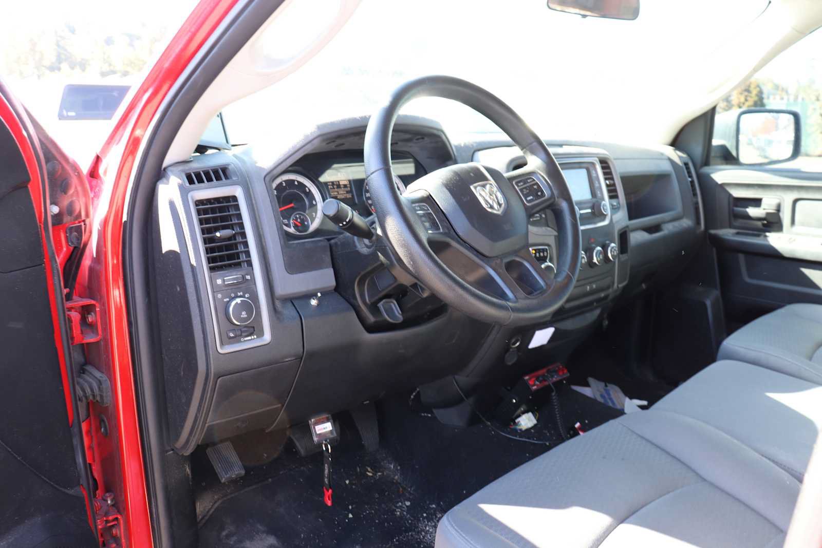 Used 2017 RAM 1500 Express AWD/4WD image 10