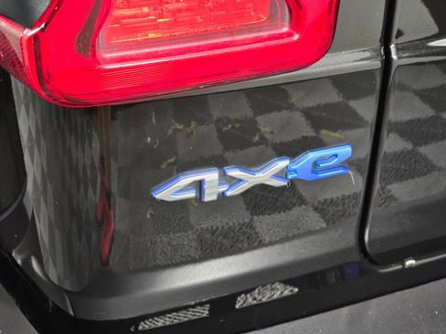 Used 2022 Jeep Wrangler Unlimited Sahara 4xe image 14