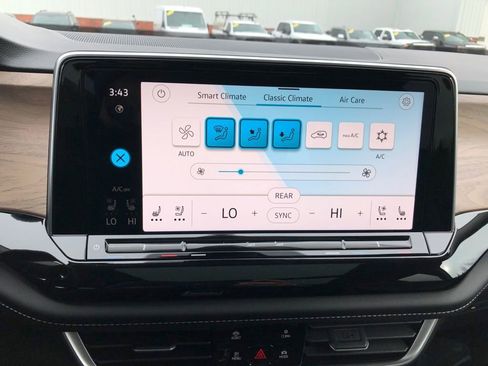 New 2026 Volkswagen Atlas SE image 25