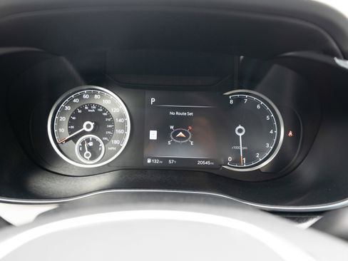 Used 2025 Genesis G70 2.5T RWD image 16