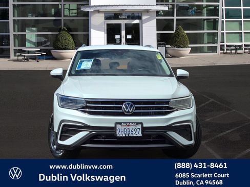 Certified 2023 Volkswagen Tiguan SE FWD image 2