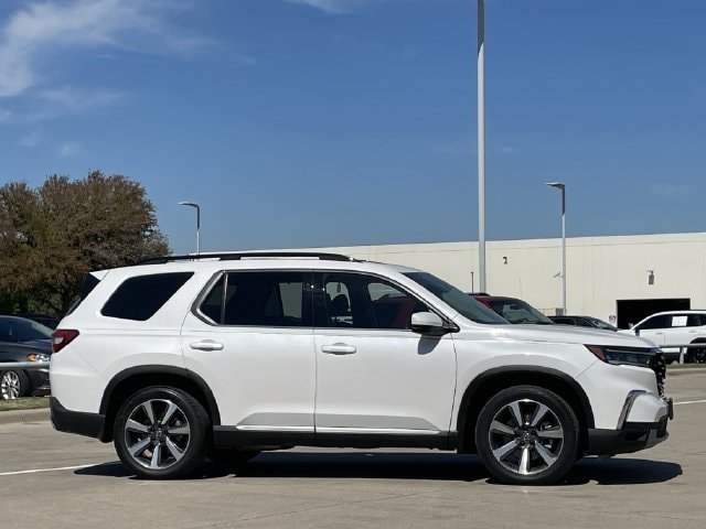 Used 2024 Honda Pilot Elite image 3