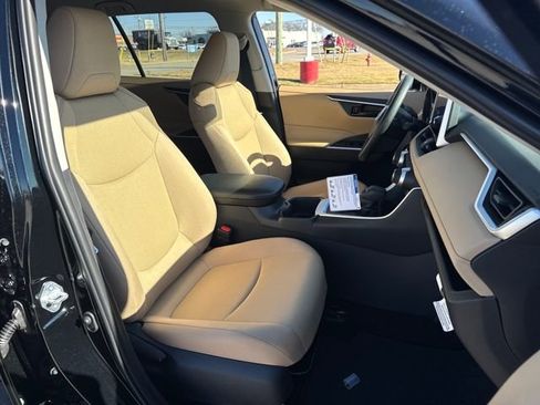 New 2025 Toyota RAV4 LE image 12