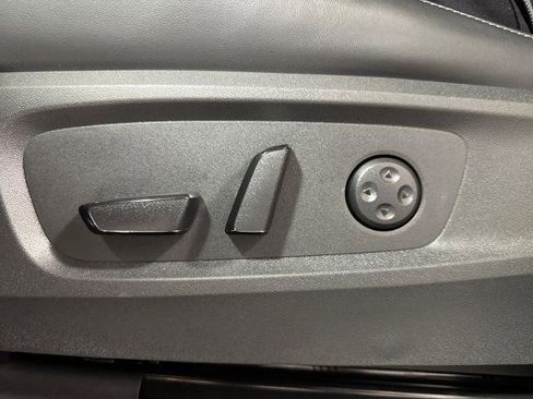 Certified 2025 INFINITI QX60 Pure image 14