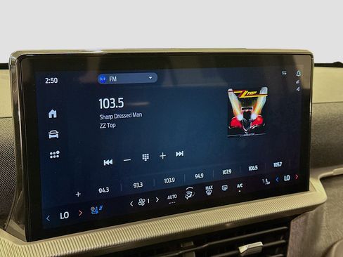 Used 2025 Ford Explorer Platinum w/ LUX Leather Package image 21