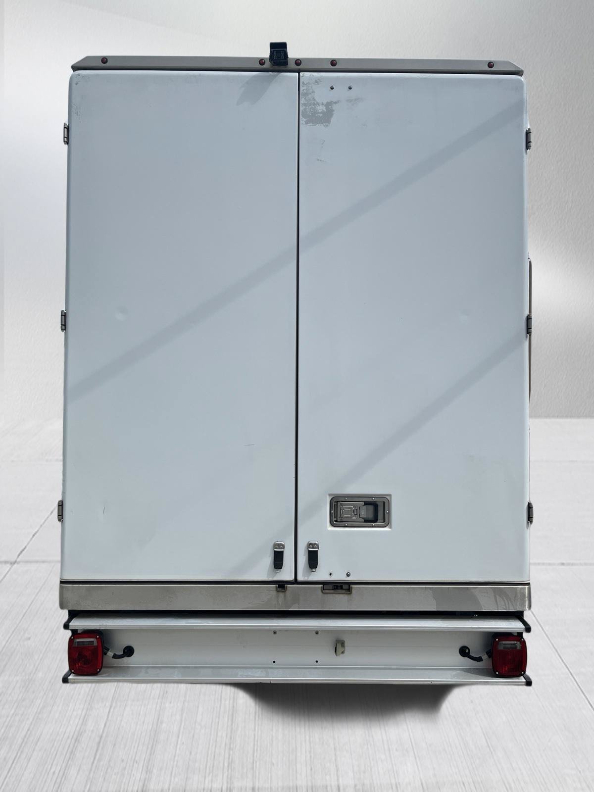 Used 2023 Ford E-350 and Econoline 350 Super Duty w/ Power Windows & Locks Group RWD image 7