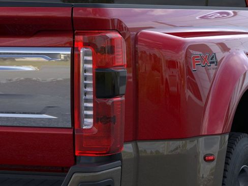 New 2026 Ford F450 King Ranch w/ FX4 Off-Road Package image 24