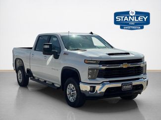 Used 2025 Chevrolet Silverado 2500 LT w/ Convenience Package AWD/4WD video 1