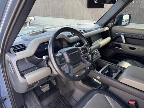 Used 2021 Land Rover Defender 110 X-Dynamic HSE image 21