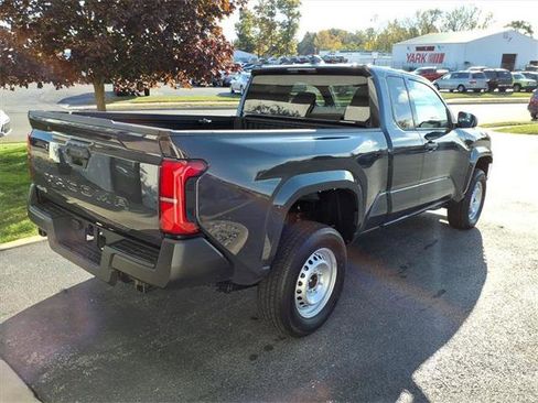 Certified 2025 Toyota Tacoma SR image 20