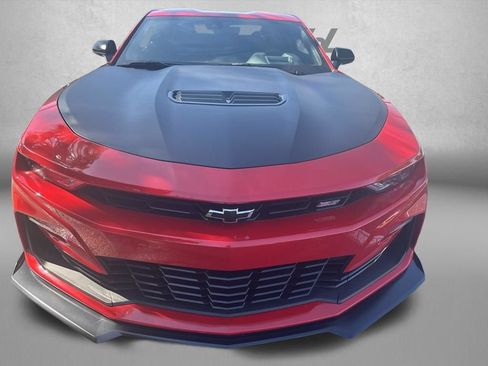 Used 2023 Chevrolet Camaro SS RWD image 2