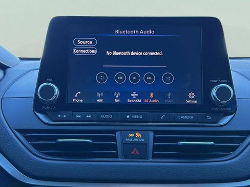 Used 2022 Nissan Altima 2.5 SV image 11