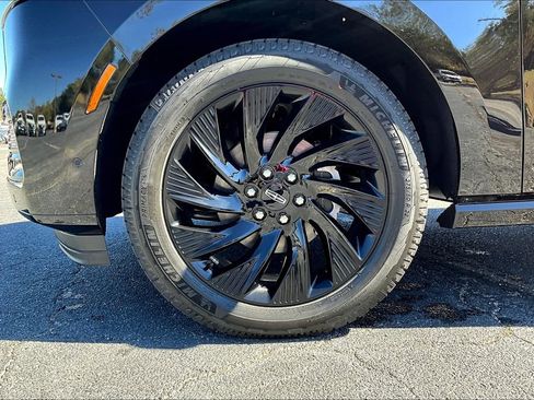 New 2025 Lincoln Navigator Reserve w/ Jet Appearance Package image 12