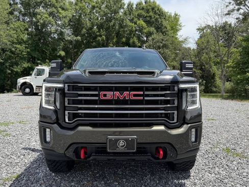 Used 2023 GMC Sierra 2500 AT4 w/ Gooseneck/5TH Wheel Package AWD/4WD image 2