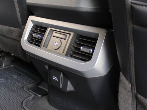 Used 2025 Ford F250 Lariat AWD/4WD image 43