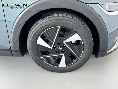 New 2026 Hyundai Ioniq 5 SE AWD/4WD image 30