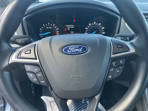 Used 2020 Ford Fusion S image 22