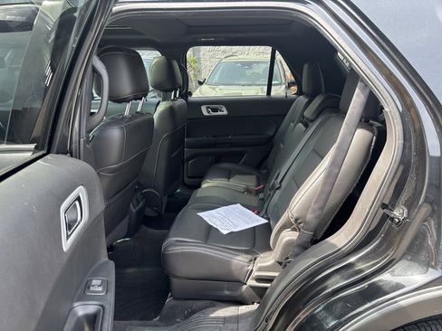 Used 2015 Ford Explorer Sport w/ Equipment Group 401A image 17